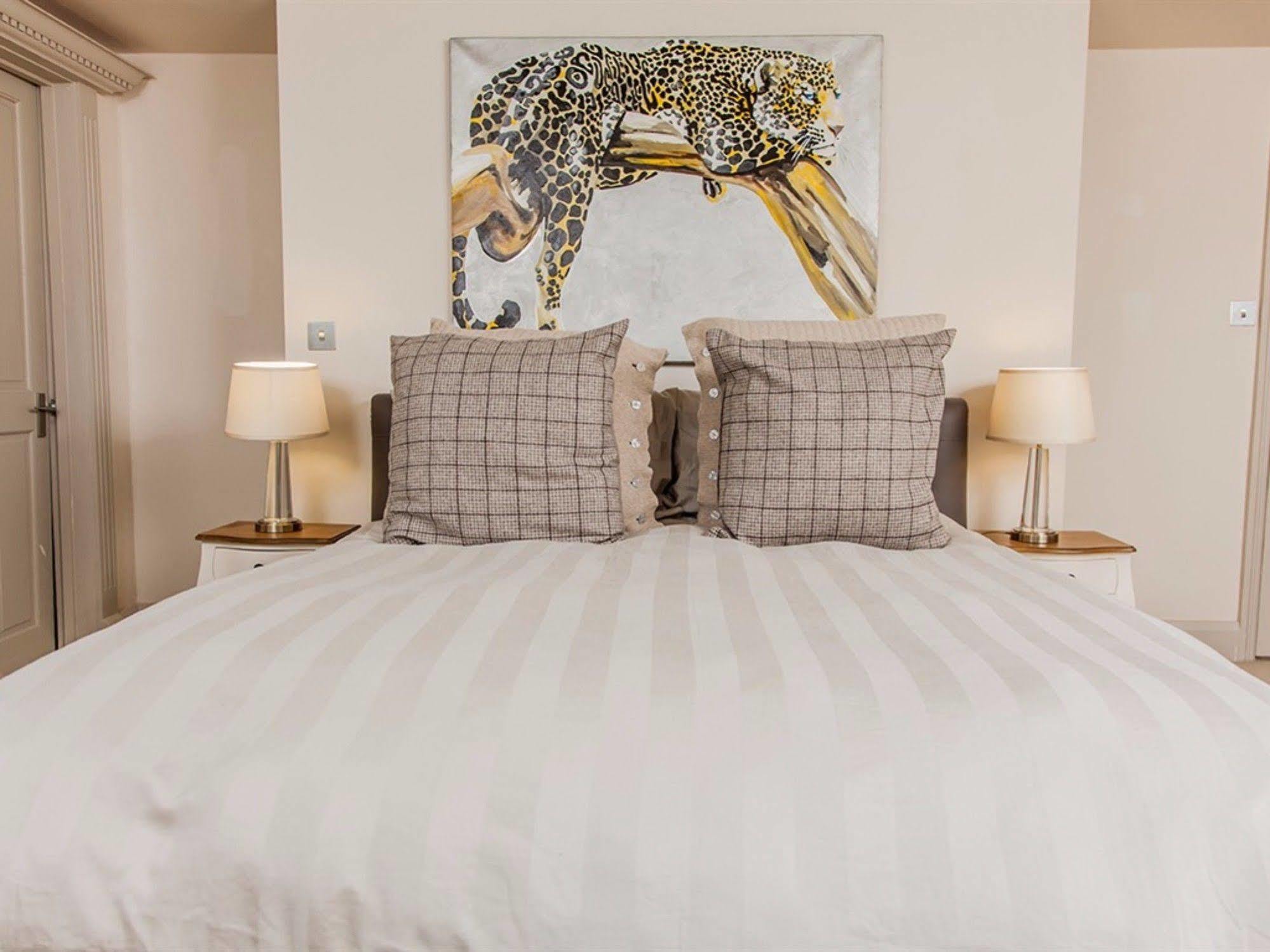 ペインズウィック コー​​ト ハウス マナー ラグジュアリー B＆B Bed & Breakfast エクステリア 写真